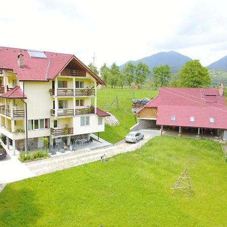 Pensiunea Tiuta Corbeni Exterior foto